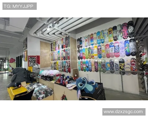 深圳滑板队勇夺全国速度排行榜第三名展现出色实力与团队精神