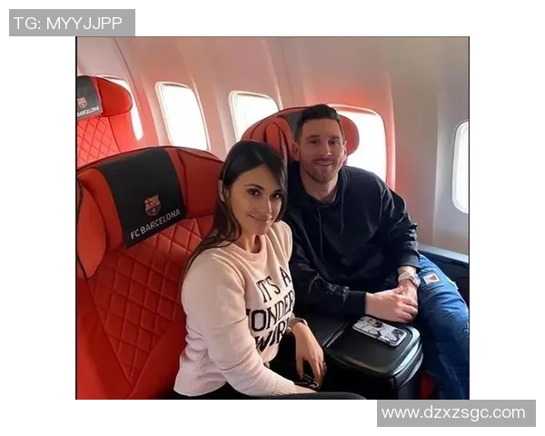 足球明星与爱妻甜蜜合影展现幸福生活瞬间引发粉丝热议 足球明星与爱妻甜蜜合影展现幸福生活瞬间引发粉丝热议